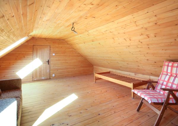 Dva rodinné domy, ovocná záhrada 300m2, Trávnica – Podhájska