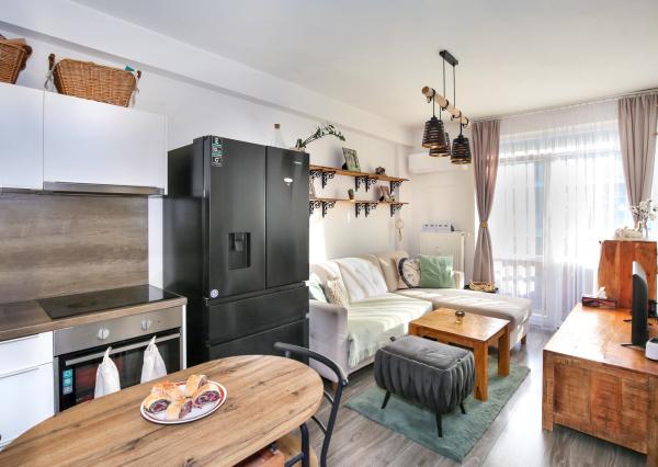 1-izbový byt s balkónom a parkovacím státím, Banská Bystrica