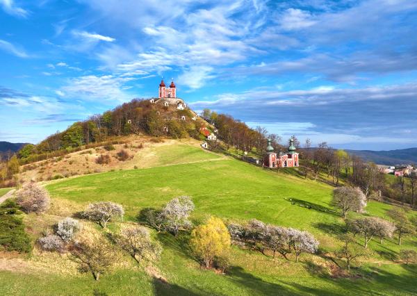 4 640m2 pozemok + 3 stavby pod Banskoštiavnickou kalváriou