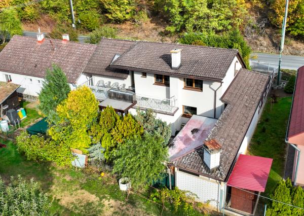 Dvojgeneračný rodinný dom, Hodruša-Hámre